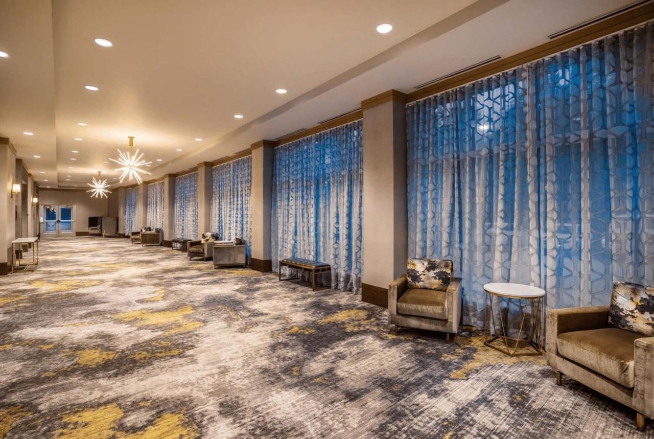 Crowne Plaza Shenandoah - The Woodlands Area By Ihg Hotel Exterior photo